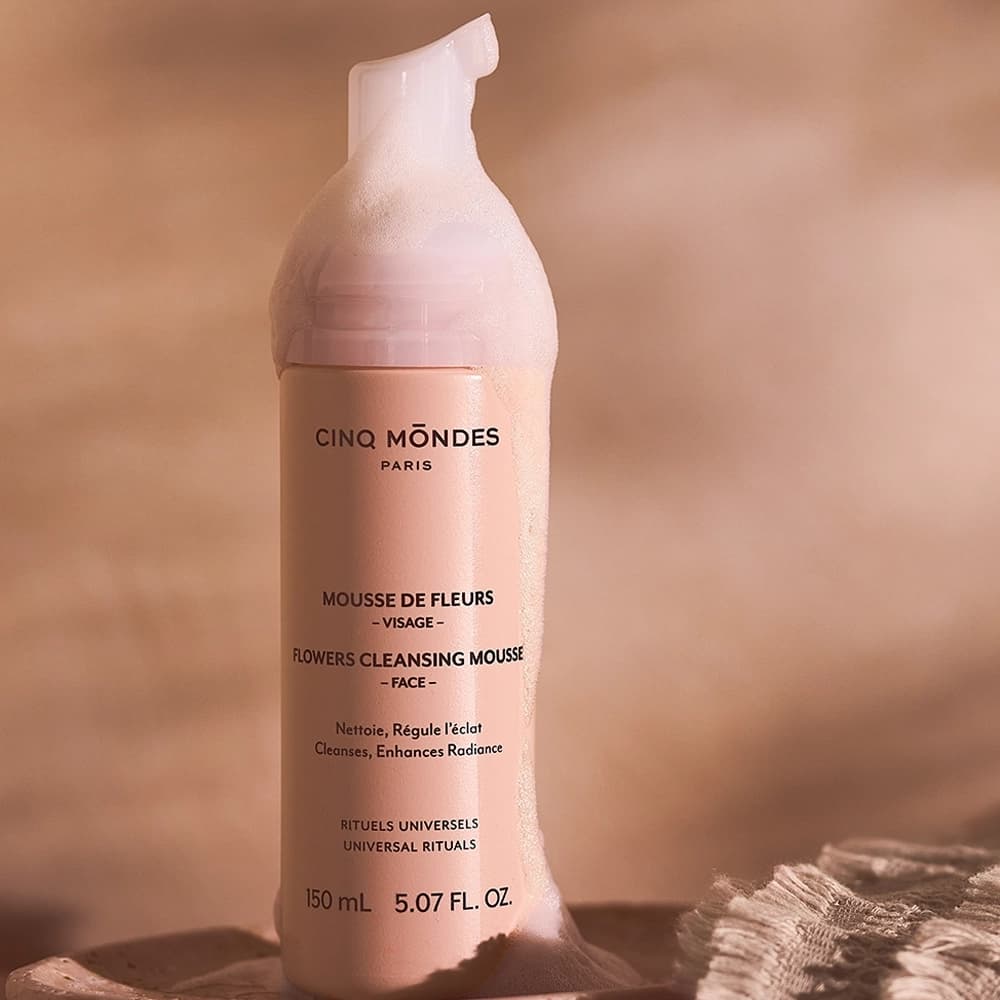 Cinq Mondes Flowers Cleansing Mousse – foto 2